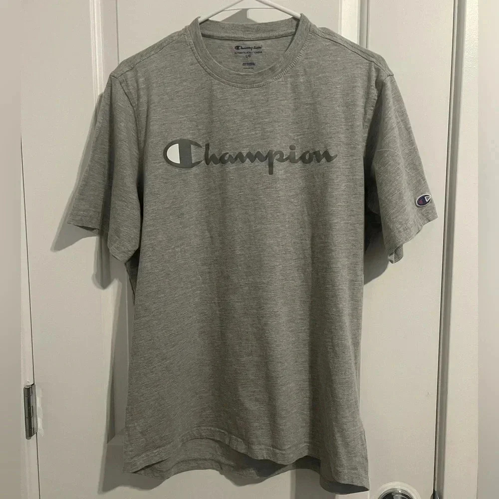 Champion men’s grey T-Shirt size L